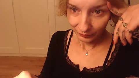 Snapshot of ifk_donkeysfr chatting on 24, 10, 2025 Ifk Donkeys online show from 24, 10, 2025