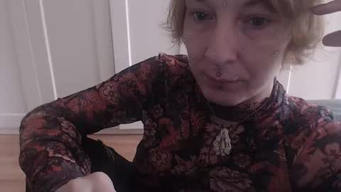 Snapshot of ifk_donkeysfr chatting on 11, 11, 2025 Ifk Donkeys online show from 11, 11, 2025