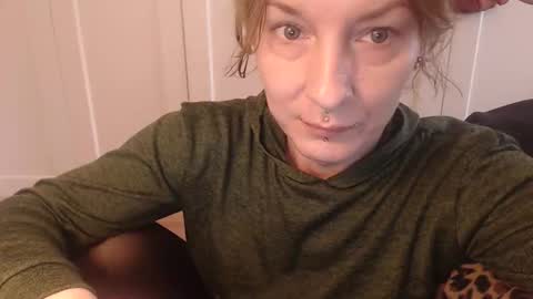 Snapshot of ifk_donkeysfr chatting on 14, 11, 2025 Ifk Donkeys online show from 14, 11, 2025