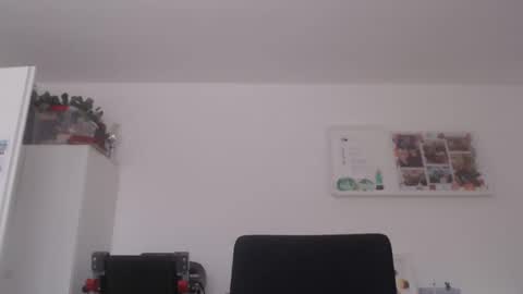 Snapshot of iggi2707 chatting on 7, 2, 2025 ner d online show from 7, 2, 2025