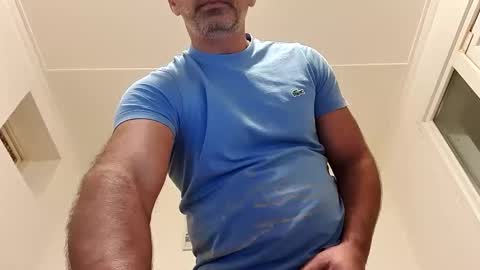 Snapshot of ihtiandar1008 chatting on 4, 3, 2025 ihtiandar1008 online show from 4, 3, 2025