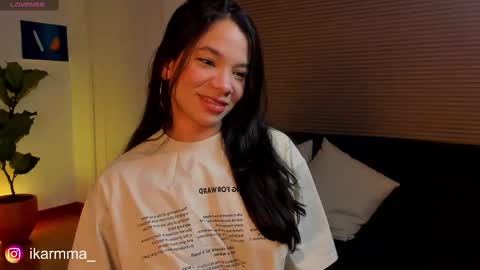 Snapshot of ikarmma chatting on 26, 9, 2025 Lua online show from 26, 9, 2025