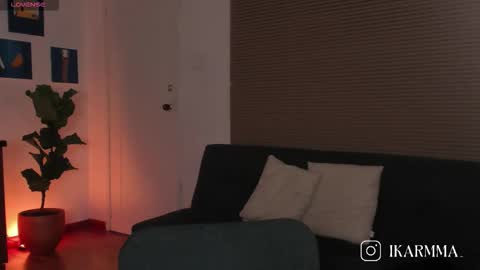 Snapshot of ikarmma chatting on 2, 10, 2025 Lua online show from 2, 10, 2025