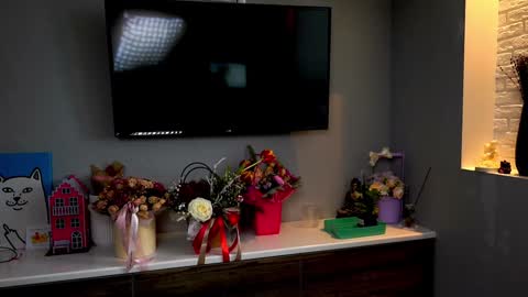 ileanacampbel online show from 3, 2, 2025