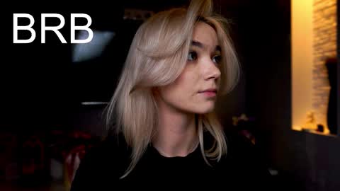 ileanacampbel online show from 15, 9, 2025