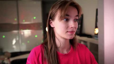 ileanacampbel online show from 16, 9, 2025