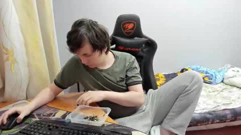 iliaskris online show from 14, 9, 2025