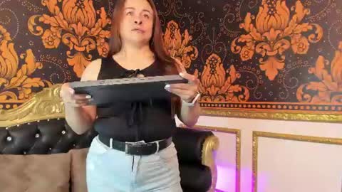 LILY online show from 28, 7, 2026