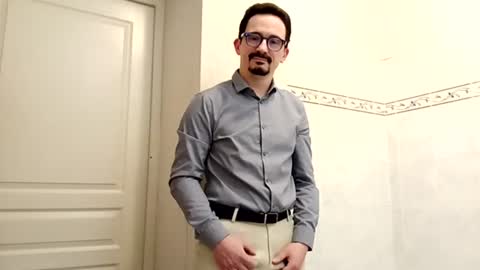 ilovecuteguy79 online show from 25, 3, 2026