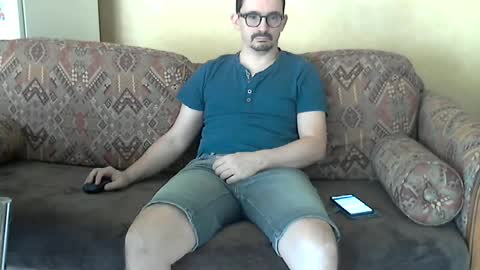 ilovecuteguy79 online show from 27, 7, 2026