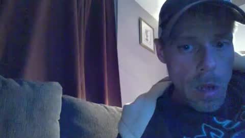 Ilovesquirterz1 online show from 5, 2, 2025