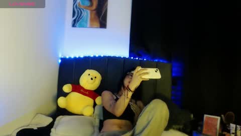 Ily Bea online show from 13, 3, 2026