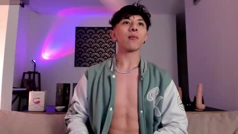 IM  THOMAS online show from 13, 11, 2025