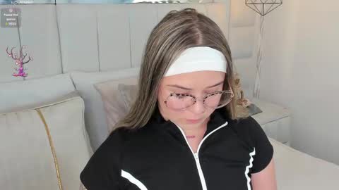 Snapshot of im_dalhia chatting on 30, 12, 2024 DAHLIA online show from 30, 12, 2024