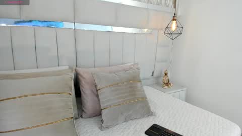 Snapshot of im_dalhia chatting on 13, 1, 2025 DAHLIA online show from 13, 1, 2025