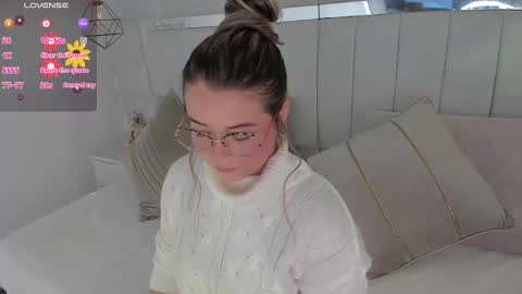 Snapshot of im_dalhia chatting on 25, 1, 2025 DAHLIA online show from 25, 1, 2025