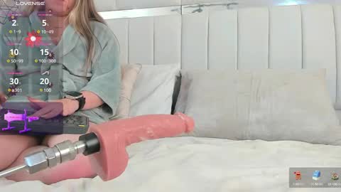 Snapshot of im_dalhia chatting on 30, 1, 2025 DAHLIA online show from 30, 1, 2025