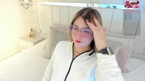 Snapshot of im_dalhia chatting on 10, 3, 2025 DAHLIA online show from 10, 3, 2025