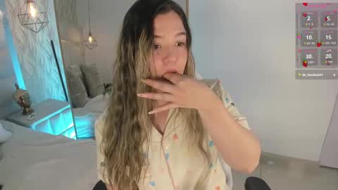 Snapshot of im_dalhia chatting on 19, 9, 2025 DAHLIA online show from 19, 9, 2025