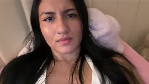 Snapshot of im_dayana chatting on 13, 12, 2025 instagram online show from 13, 12, 2025