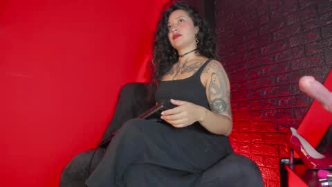 Snapshot of im_fer chatting on 9, 4, 2026 Fernanda Ind. Model online show from 9, 4, 2026