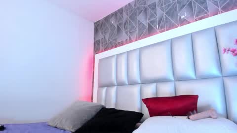 Snapshot of im_gaia chatting on 3, 3, 2025 Im Gaia online show from 3, 3, 2025