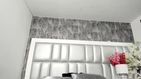 Snapshot of im_gaia chatting on 4, 3, 2025 Im Gaia online show from 4, 3, 2025