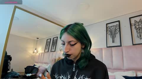 Snapshot of im_gaia chatting on 30, 11, 2025 Im Gaia online show from 30, 11, 2025