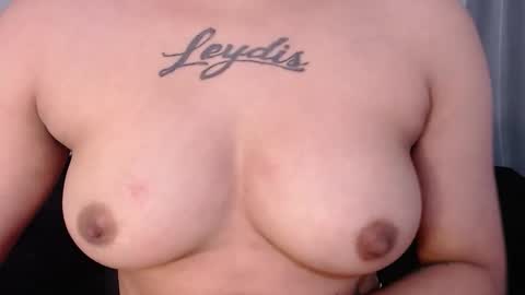 Snapshot of im_milancs chatting on 6, 11, 2025 milan online show from 6, 11, 2025