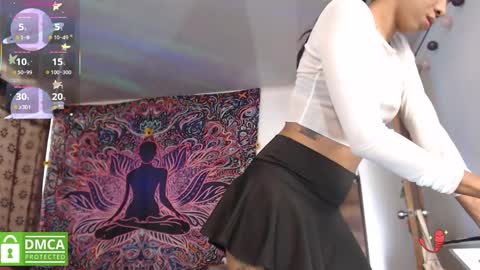 Cutie pie online show from 13, 10, 2025