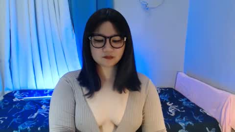 Snapshot of im_ur_cutiewife chatting on 13, 9, 2025 cherryl online show from 13, 9, 2025