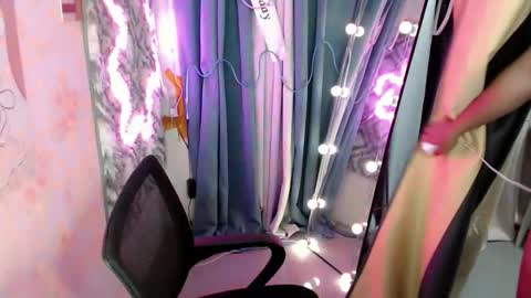 Snapshot of im_urloving_mama69 chatting on 18, 12, 2025 im_urloving_mama69 online show from 18, 12, 2025