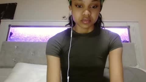 Snapshot of imanilove495 chatting on 31, 1, 2025 scarlett amour online show from 31, 1, 2025