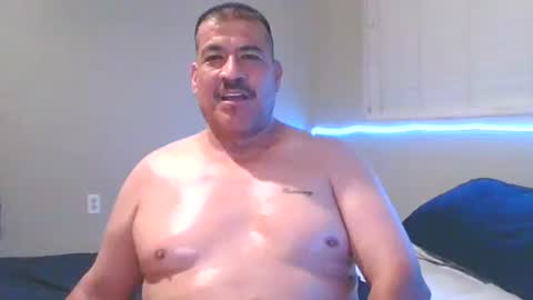 Snapshot of imbackmandosuknw chatting on 12, 11, 2025 imbackmandosuknw online show from 12, 11, 2025