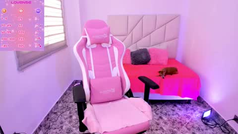 Snapshot of imhanna3 chatting on 19, 9, 2025 independient model online show from 19, 9, 2025