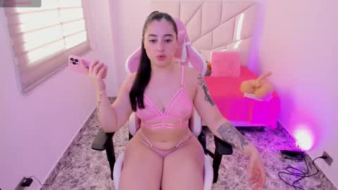 Snapshot of imhanna3 chatting on 15, 10, 2025 independient model online show from 15, 10, 2025