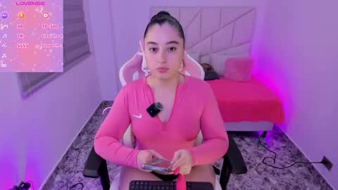 Snapshot of imhanna3 chatting on 17, 11, 2025 independient model online show from 17, 11, 2025