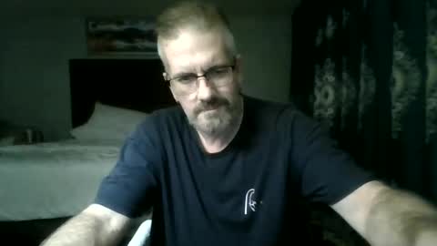 Snapshot of imkindahung chatting on 1, 4, 2026 imkindahung online show from 1, 4, 2026