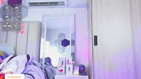 Larisa online show from 10, 2, 2025