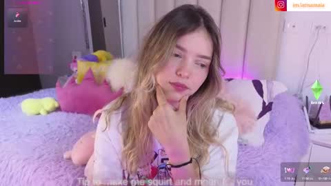 Larisa online show from 5, 3, 2025