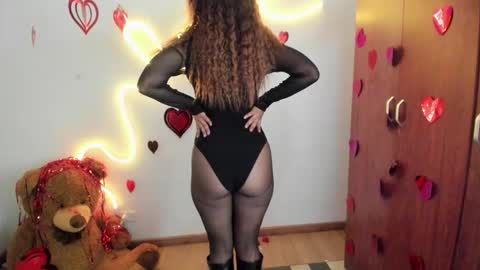 Snapshot of immia_rosse chatting on 26, 2, 2026 mia --------- COL TIME online show from 26, 2, 2026