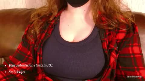 Snapshot of immissamelie chatting on 3, 12, 2025 Miss Amelie online show from 3, 12, 2025