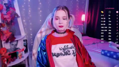 Snapshot of imnotmia chatting on 1, 11, 2025 Mia online show from 1, 11, 2025