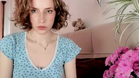 Snapshot of imogensy chatting on 23, 4, 2026 my name Imo Fansly online show from 23, 4, 2026