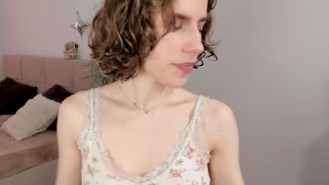 Snapshot of imogensy chatting on 28, 4, 2026 my name Imo Fansly online show from 28, 4, 2026