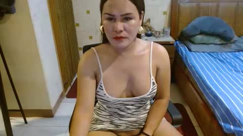 Snapshot of imyourfantasy10 chatting on 7, 2, 2026 charmel online show from 7, 2, 2026