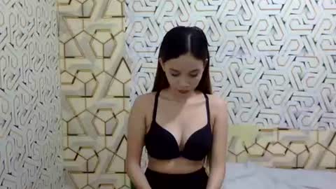 Im sad because im lonely wish help me here online show from 2, 8, 2026