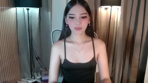 Snapshot of imyourlegalbaby chatting on 3, 11, 2025 Aki online show from 3, 11, 2025