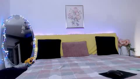 Snapshot of ina_pearl chatting on 27, 11, 2025 Ina online show from 27, 11, 2025