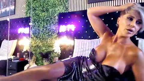 inanna_ishtar1 online show from 24, 9, 2025